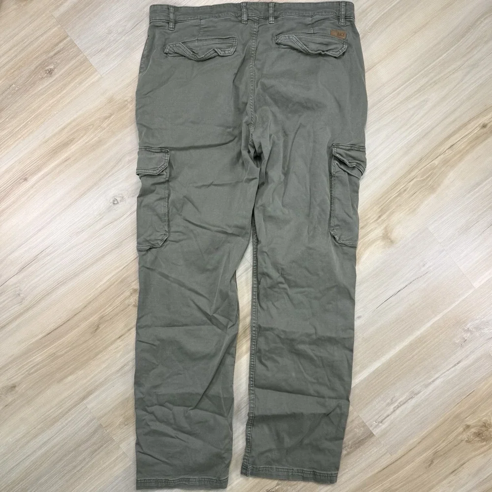 BKE Cargo Outdoor Utility Hiking Pants Men's Size 34 x 34 Work Pants Relaxed Fit